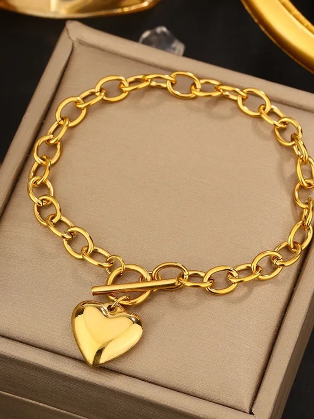 Gold Heart Toggle Link Bracelet for Women